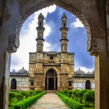 Champaner-Pavagadh Archaeological Park - Gujarat - Southtourism