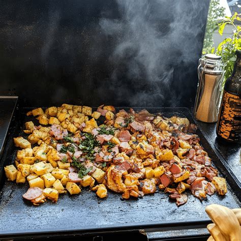 Flavorful & Easy Ranch Chicken Skillet Recipe for Any Night ...