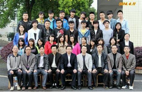 南通中专举行2015级学生十八岁成人宣誓仪式_现代职业教育网(MVE)