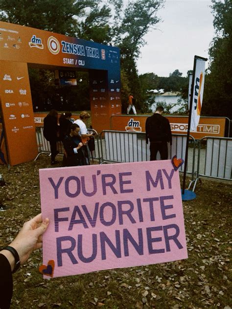 90 Funny & Motivational Race Signs | Marathon Posters & Banners ...