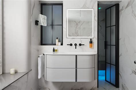 Floor To Ceiling Bathroom Cabinets