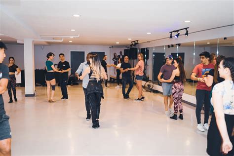 What is Bachata (Bachata History)