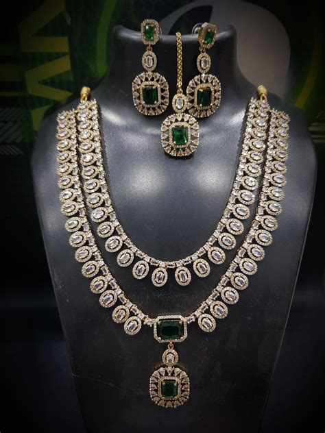 Bridal Emerald Green Stone Layered Necklace Set with Earrings & Maang ...
