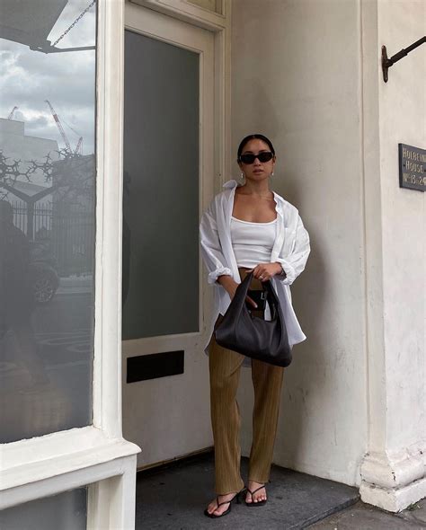 Casual Clothes 的图像结果