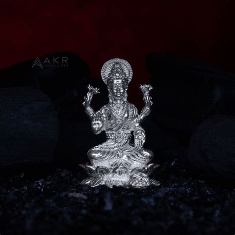 Idols– AKR Jewellers