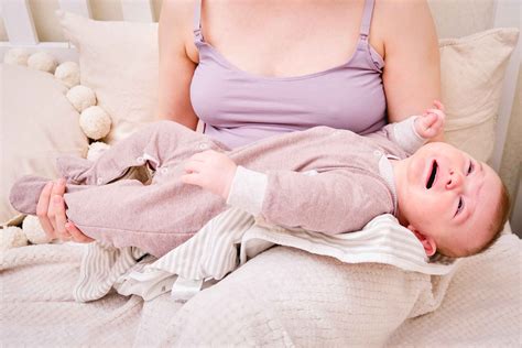 Thrush and breastfeeding: symptoms, causes and treatment