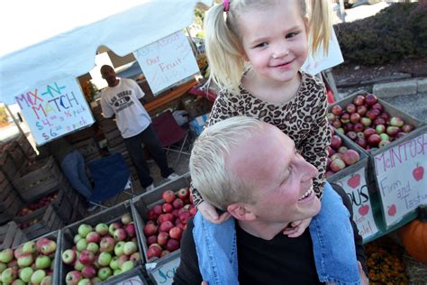 Long Grove Apple Fest | Enjoy Illinois