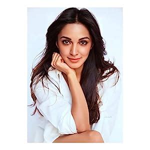 Kiara advani wall poster sticker - Kiara advani queen wall poster ...