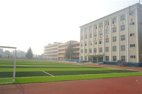 荆州市职业教育中心校园环境;荆州市职业教育中心