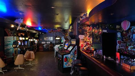 Blipsy Bar | Discover Los Angeles