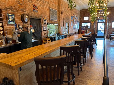 SCHWATZER'S GERMAN RESTAURANT, Seymour - Restaurant Reviews, Phone ...