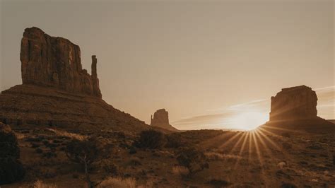 Download wallpaper 1366x768 canyon, prairies, desert, grass tablet ...