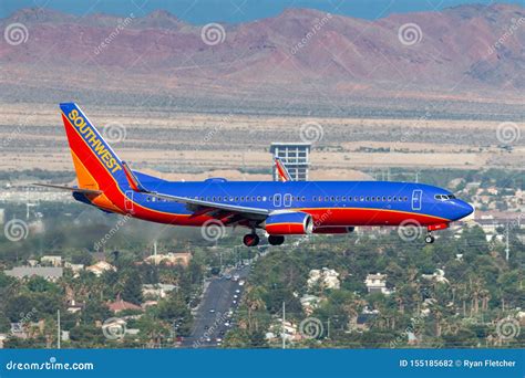 Southwest Airlines Boeing 737 Airliner on Approach To Land at McCarran ...