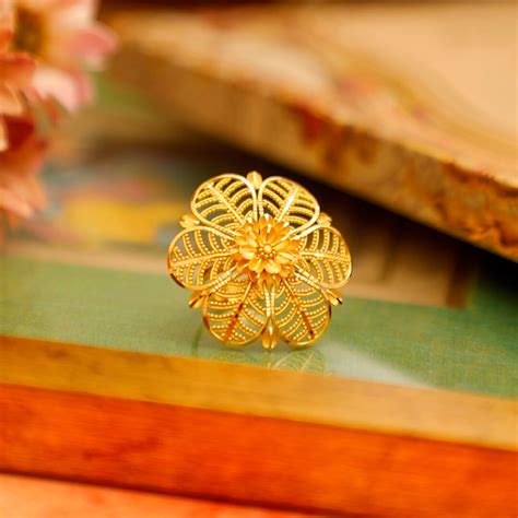 Buy Gold Ring Online | Gold Ring by Manubhai.