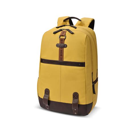 Gear Classic 4 19"/31L anti theft faux leather Medium Water Resistant ...