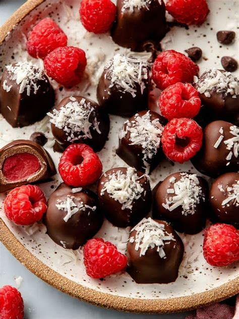 Irresistible Chocolate Covered Raspberries