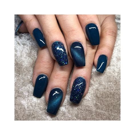 NAIL TECH 🖤 on Instagram: "Teal , glitter & halo magnetic gel polish 💙 ...