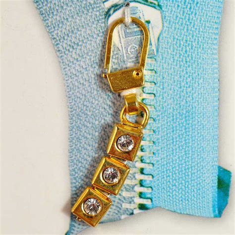 Tirette de fermeture éclair avec strass - A&A Patrons