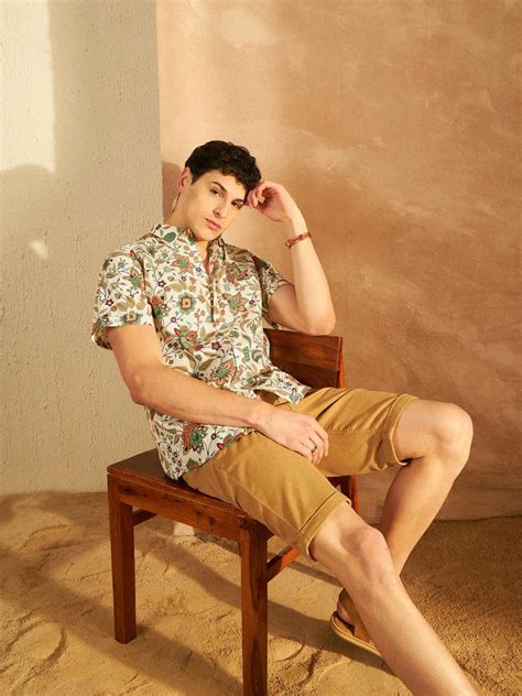 Essential outfits for men this Navratri