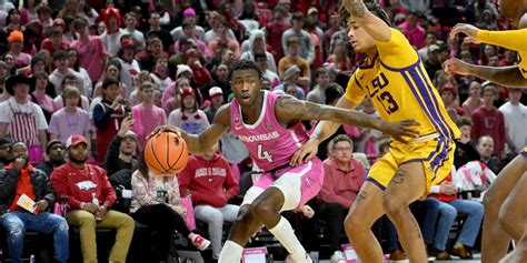 Arkansas rides hot 1st half, routs cold-shooting LSU