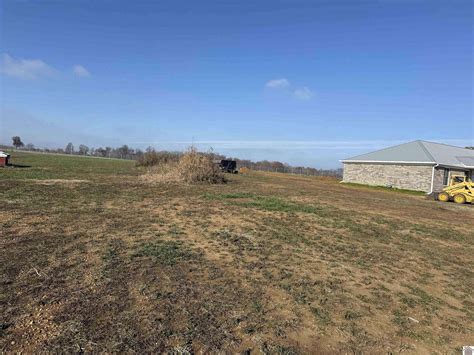 0.95 Acres of Residential Land for Sale in Mayfield, Kentucky - LandSearch