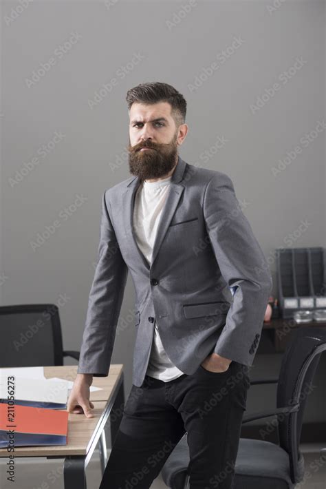 Guy in a Suit 的图像结果