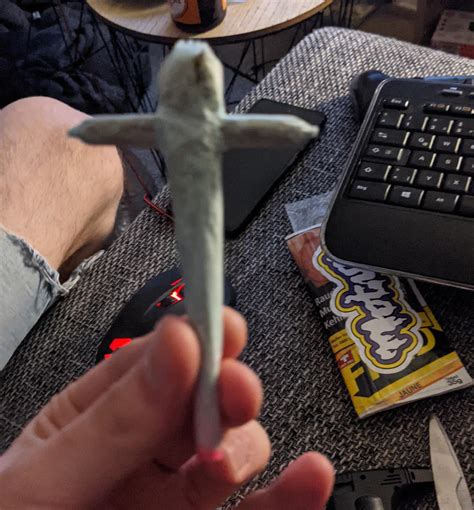 230 best Cross Joint images on Pholder | Weed, Art Of Rolling and Star ...