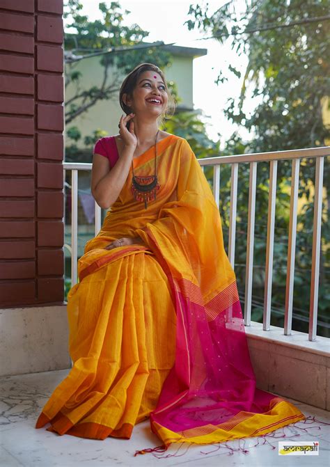 Handloom Polycotton with Woven Sequined Palla – Amrapali Boutique