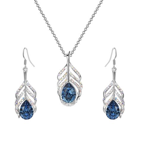 Valentine Gifts : YouBella Gracias Collection Lord Krishna Feather ...
