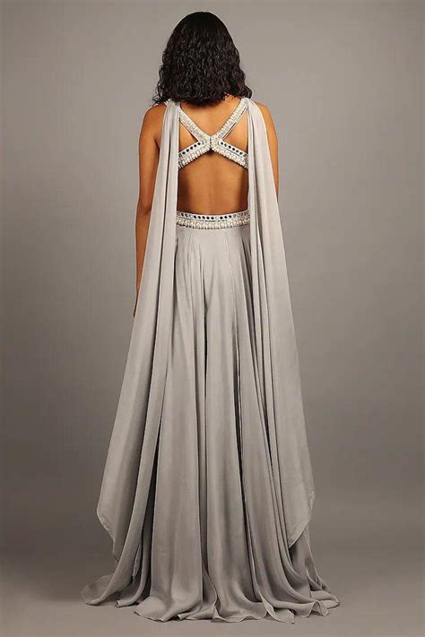 75+ Latest Blouse Back Side Designs for Brides