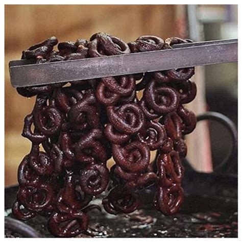 Old Famous Khoya Jalebi: Exploring Old Delhi's Special Mawa Jalebi