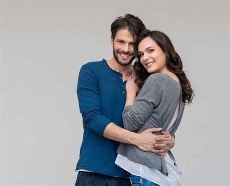 शादी के लिए लड़कियां कैसी होनी चाहिए - Shadi Ke Liye Ladki Kaisi Honi ...