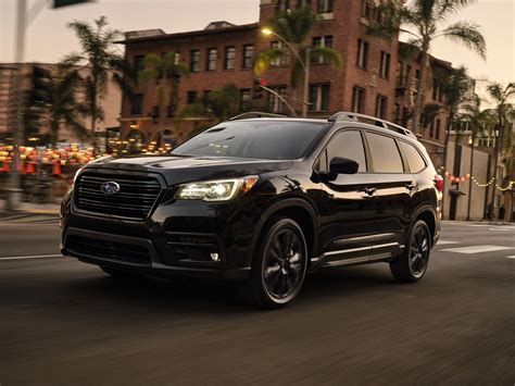 Best 8 Seater SUVs - 15 SUVs to Choose From - Kelley Blue Book