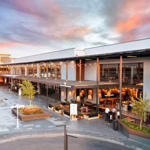 Fourways Rustic & Gourmet Market, Design Quarter, Sandton, 6 September ...