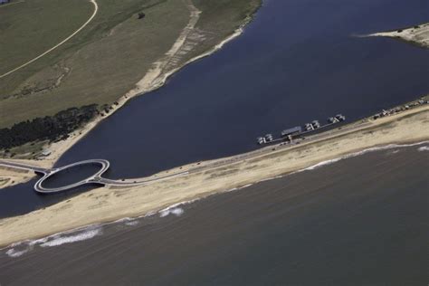 Circular bridge in Uruguay lets drivers slow down and enjoy the view
