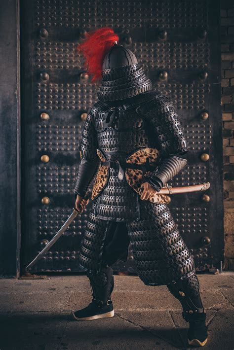 Samurai Armor VS Chinese Armor - NFSTRIKE