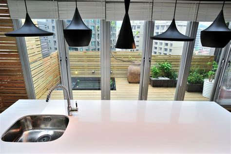 原木色36平方的单身公寓装饰效果图-中国木业网