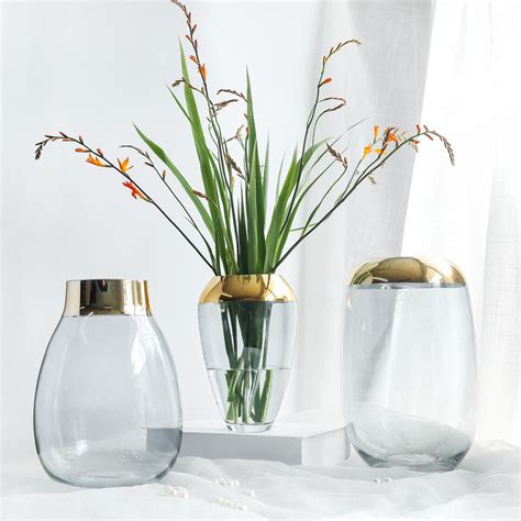 创意花瓶北欧风简约ins玻璃花瓶烟灰色插花器干花瓶水培瓶花器-阿里巴巴