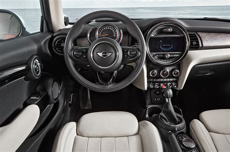 2014 MINI Cooper Review: Expert Insights, Pricing, and Trims