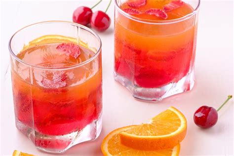 Топ-10 коктейлей с ромом Bacardi: пошаговые рецепты