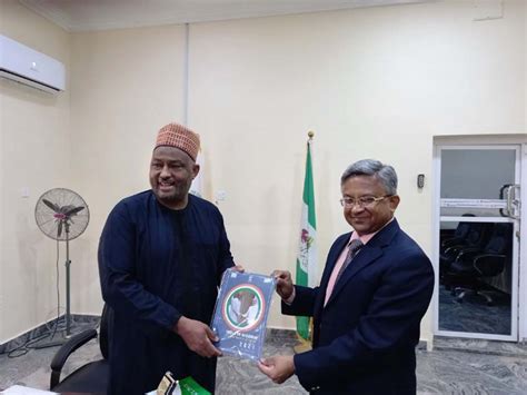 High Commissioner met the Director General of the Standards ...