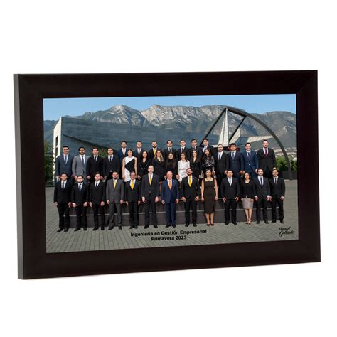 Modelo 10 - Foto 11x20” con marco negro – Manuel Gallardo