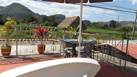 CASA DRA ZULEMA GIGATO (Vinales) - Specialty B&B Reviews & Photos ...