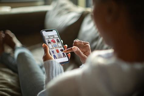 ¿Por qué y cómo los emprendedores deben aprovechar el social commerce ...