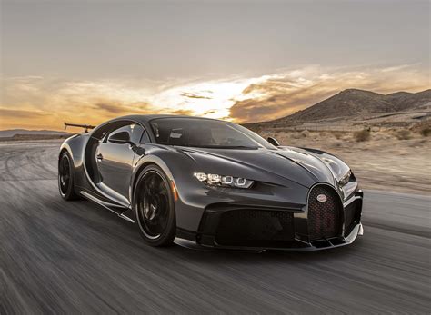 Download Best Bugatti Black Chrion Desert Wallpaper | Wallpapers.com