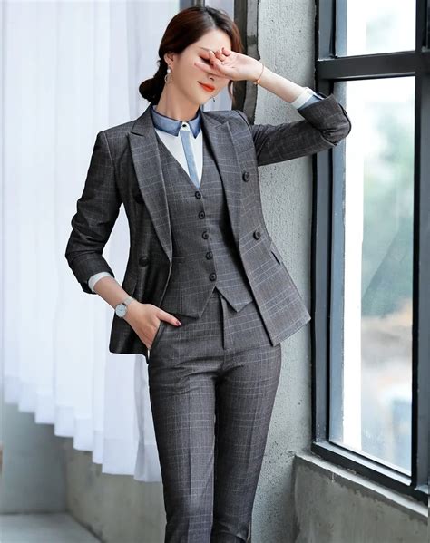Women's Suits 的图像结果