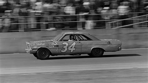 Wendell Scott: NASCAR’s First Black Racer Fought Uphill Battle