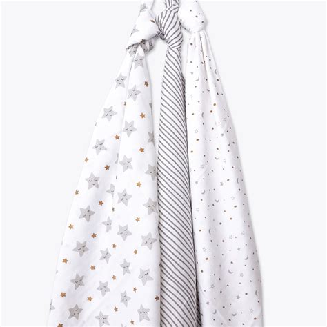 Organic Muslin Swaddle – Metallic Stars | Masilo Organic Baby