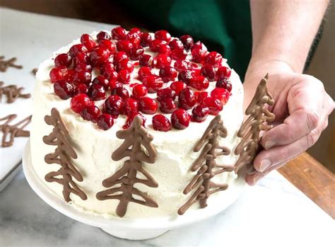 DIY Chocolate Tree Garnish | Thrifty Foods