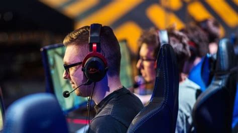 Valve blocks games with AI-generated assets on Steam: Report | Tech ...